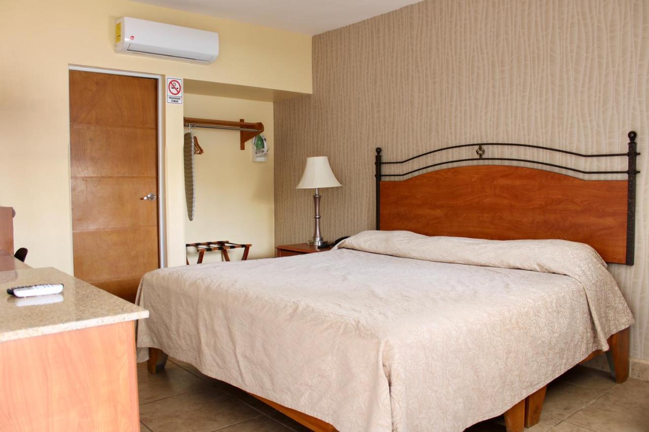 Hotel Posada Del Desierto Heroica Caborca Szoba fotó